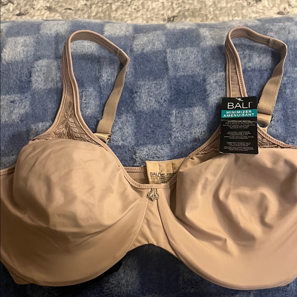 Bali Women's Beige Minimizer Bra